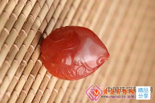 
	魚躍龍門 年年有余 南紅瑪瑙 巧色精美
