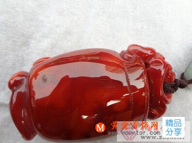 
	南紅瑪瑙圖片及價格
