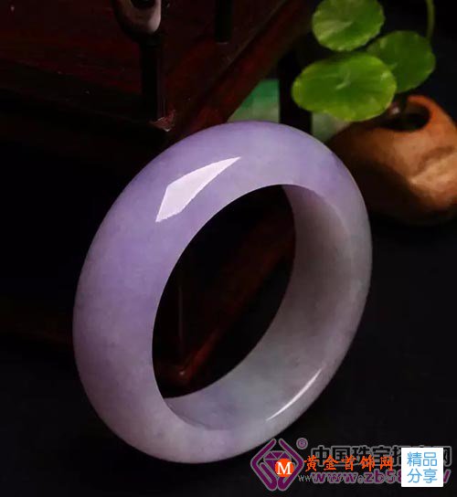 
	翡翠手鐲的收藏價值持續上揚
