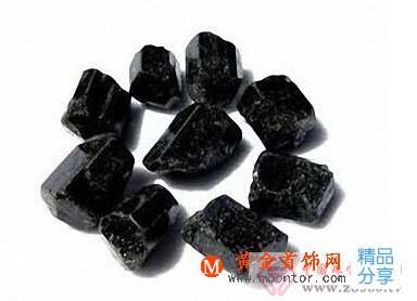 
	選購時如何挑選到真正的黑碧璽
