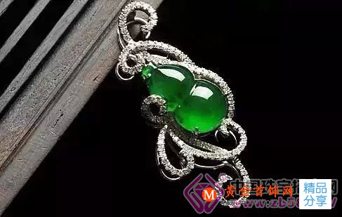 
	教你識別翡翠A貨！揭開天價玉石面紗

