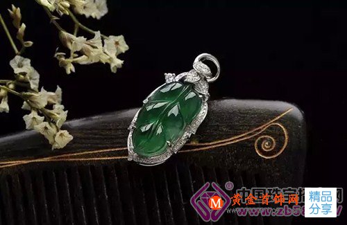 
	教你識別翡翠A貨！揭開天價玉石面紗
