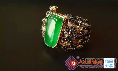 
	教你識別翡翠A貨！揭開天價玉石面紗

