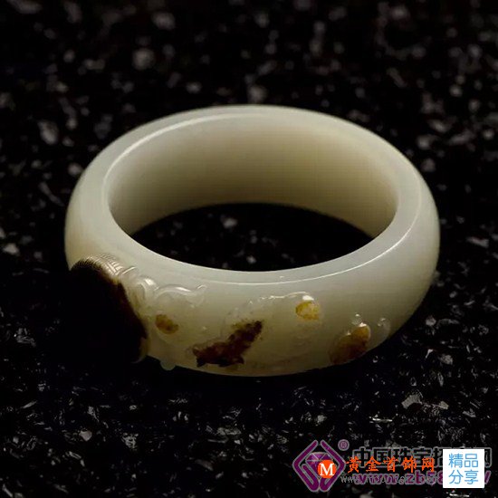
	選購和田玉手鐲必須要注意的事項！
