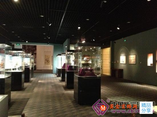 
	百件古玉亮相保利藝術博物館
