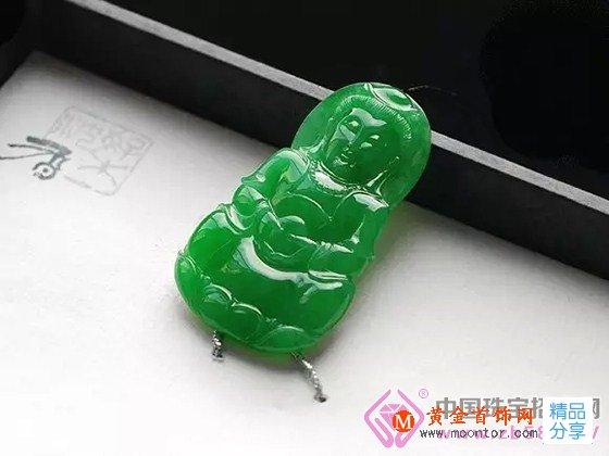 
	戴翡翠玉石的規矩
