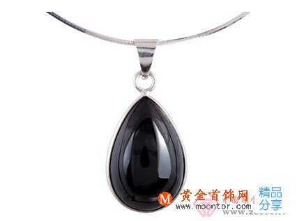 
	黑瑪瑙和黑碧璽
