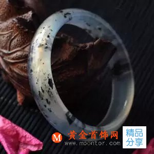 
	你知道藍田玉手鐲有哪些種類嗎？
