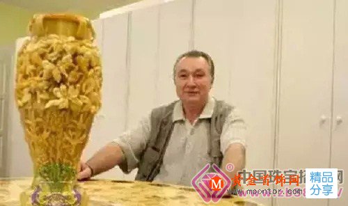 
	國外琥珀蜜蠟收藏家 擁有價值5億美元藏品
