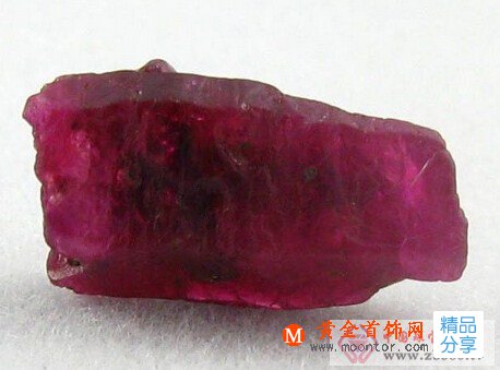
	紅碧璽和紅寶石
