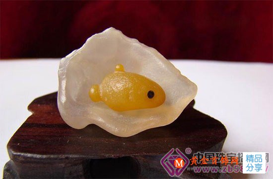 
	“石道杯”戈壁奇石博覽會在德州開幕
