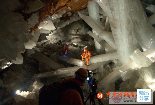 
	進擊的寶石巨人——八種寶石的“最大個兒”
