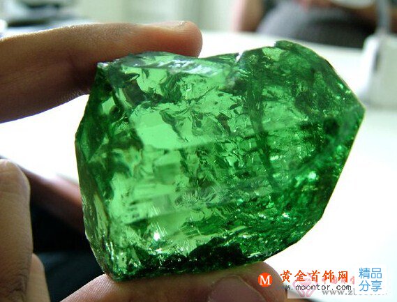
	進擊的寶石巨人——八種寶石的“最大個兒”
