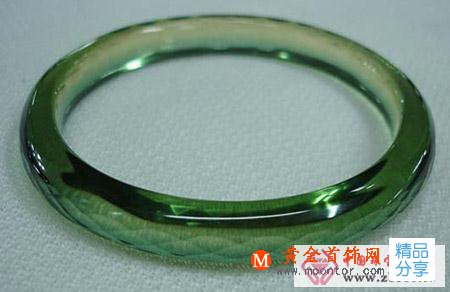 
	綠水晶的作用及功效

