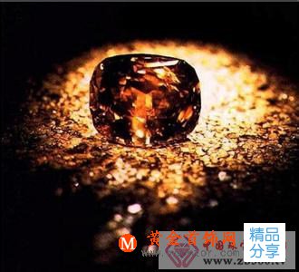 
	天然鉆石和人造鉆石怎么區分

