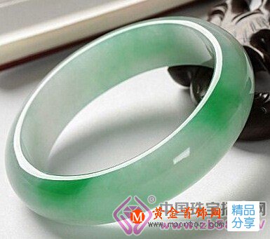 
	教你怎么“養”翡翠

