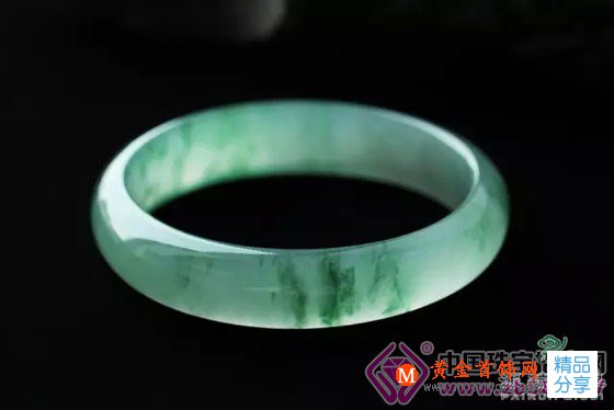 
	為什么翡翠手鐲最保值?
