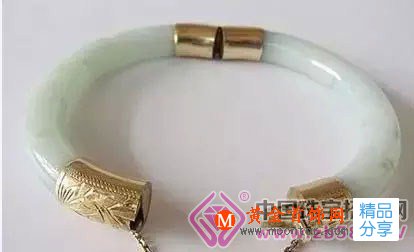 
	翡翠鐲子斷了怎么辦,這些方法修復讓玉鐲更美
