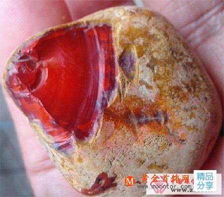 
	南紅瑪瑙是什么
