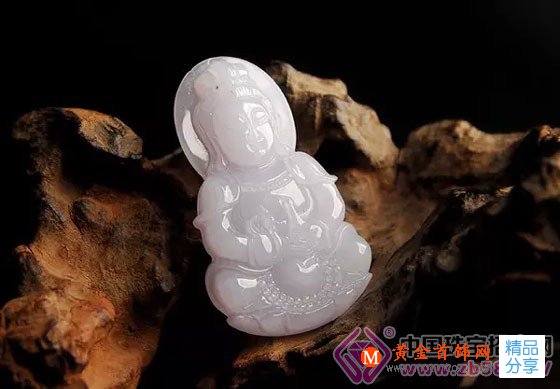 
	翡翠玉石戴活才有靈性，你會戴么？
