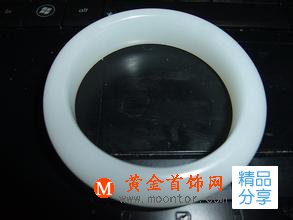 
	“和田美玉 且末為上” 昆侖山脈玉石傳奇
