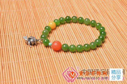 
	老料碧玉今猶在，去世界看看可好？
