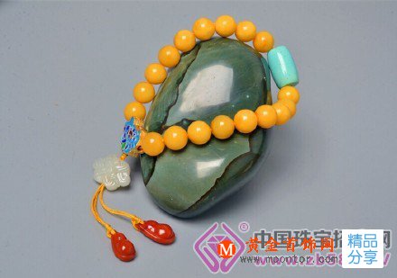 
	輕吟老蜜蠟， 如花美眷,似水流年！
