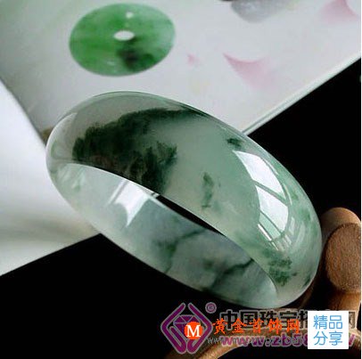 
	翡翠a貨多少錢一克
