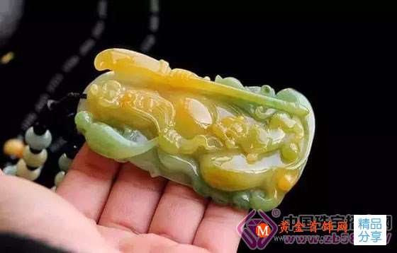 
	簡單粗暴點！告訴你戴哪些翡翠能發財
