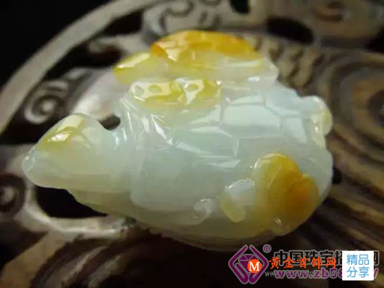 
	簡單粗暴點！告訴你戴哪些翡翠能發財
