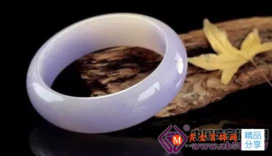 
	色差一分，價差十倍，教你從顏色看翡翠的價格！
