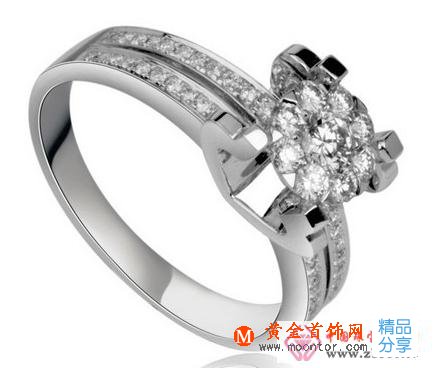 
	什么樣的戒托款式更顯鉆
