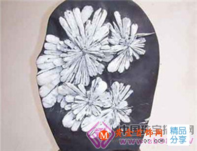 
	石頭也能開花 菊花石你沒見過的美艷
