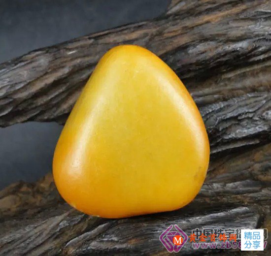 
	比羊脂玉還貴的玉石，給輛寶馬都不換！
