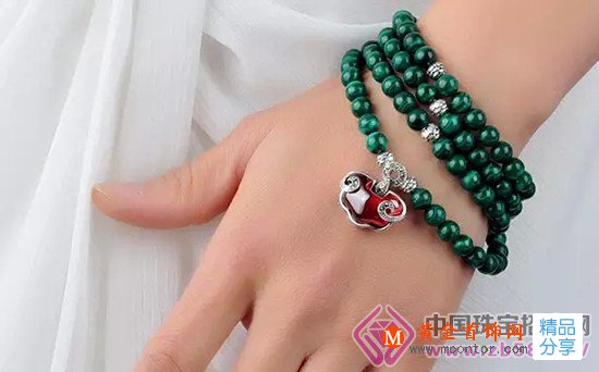 
	嚇死寶寶了，這玉石真有毒，但是。。。
