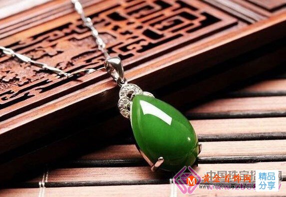 
	購珠寶玉石需要注意哪些方面？
