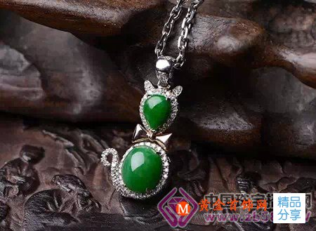 
	三年前人養玉，三年后玉養人！

