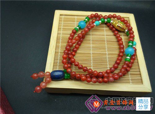 
	南紅手串的錦紅、玫瑰紅等有何區別？

