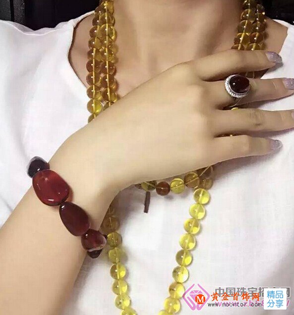 
	如何選擇最適合自己的南紅飾品
