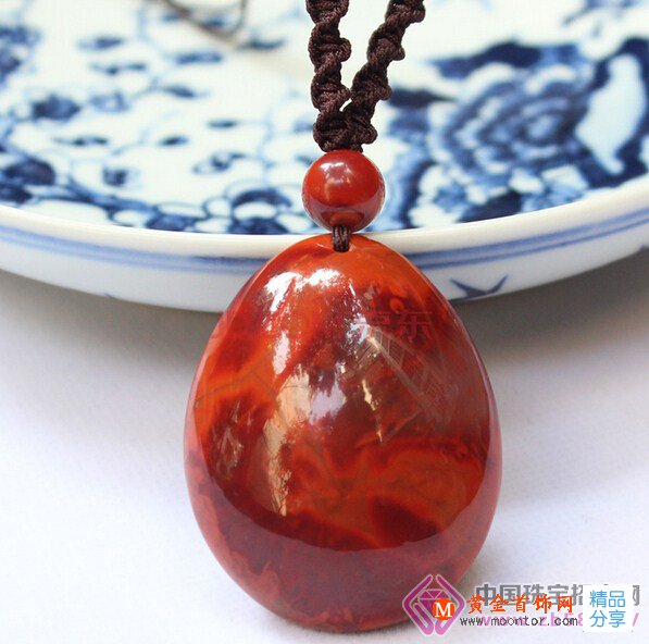 
	如何選擇最適合自己的南紅飾品
