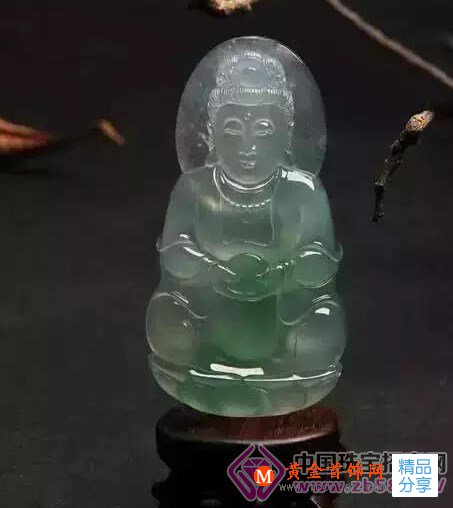 
	翡翠觀音應該如何鑒賞
