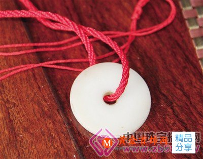 
	民國料器仿玉璧(圖)
