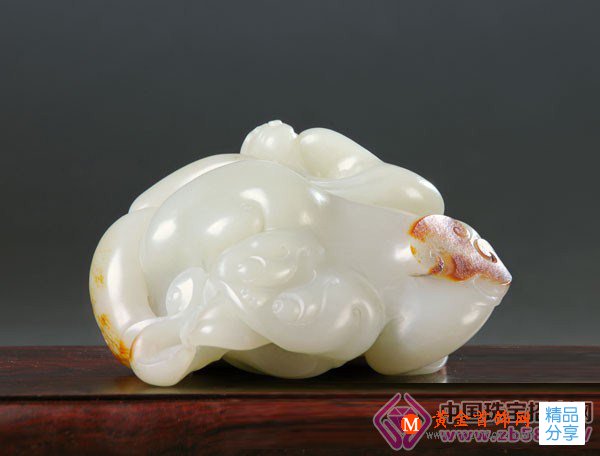 
	假玉千萬不可佩戴！
