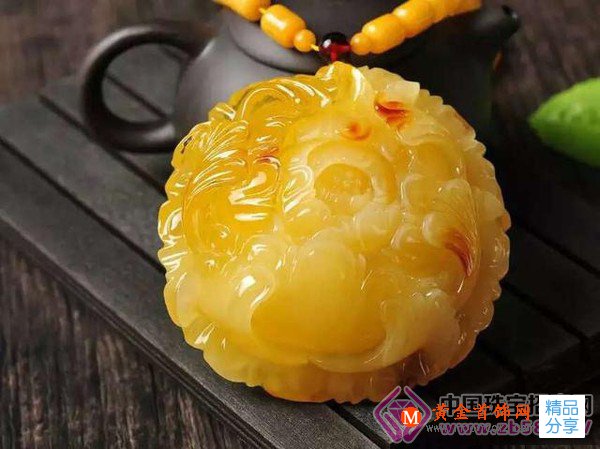 
	蜜蠟：一種通靈寶石

