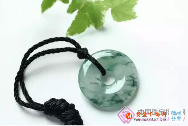 
	翡翠-你知道么？最適合戴翡翠的季節居然是秋季！
