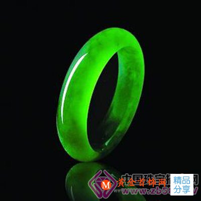 
	菜鳥購買翡翠應重質重量不重品牌
