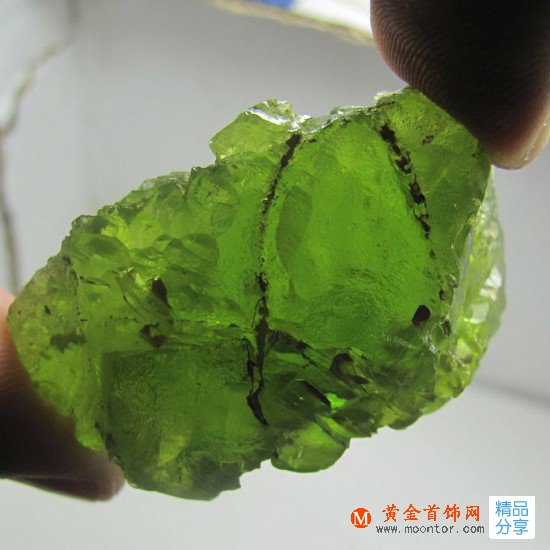 
	寶石課堂：榍石(SPHENE)
