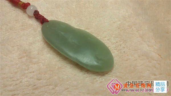 
	青玉的佩戴與保養

