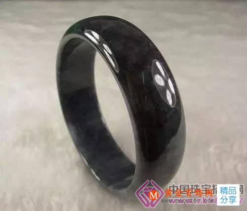 
	翡翠這么多顏色！你喜歡哪種？(圖)
