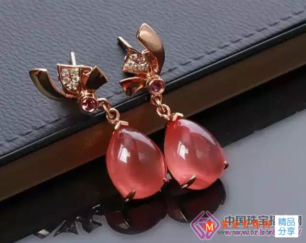 
	紅紋石如何定義
